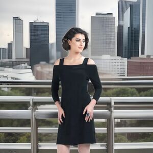 Clara Sun Woo Cold Shoulder Tunic Dress black Size small S Sheath